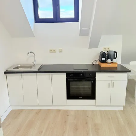06 Apartment *